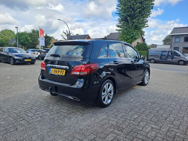 Mercedes-Benz B-KLASSE 180 Business