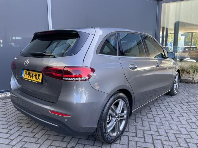 Mercedes-Benz B-KLASSE 160 Advantage Achteruitrijcamera - Airco - Cruise control - Navigatie full map - Parkeersensoren voor en achter - Start/ stop systeem