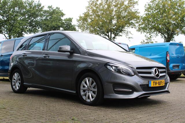 Mercedes-Benz B-KLASSE 180 Ambition | Trekhaak | Goed Onderhouden! | Lichtmetalen Velgen | Airco | Cruise Control | Navigatie |