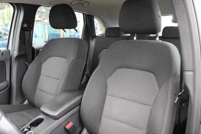 Mercedes-Benz B-KLASSE 180 Ambition | Trekhaak | Goed Onderhouden! | Lichtmetalen Velgen | Airco | Cruise Control | Navigatie |