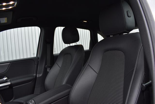 Mercedes-Benz B-KLASSE 180 Premium Automaat, Widescreen, Stoelverwarming, Sportstoelen, Navi