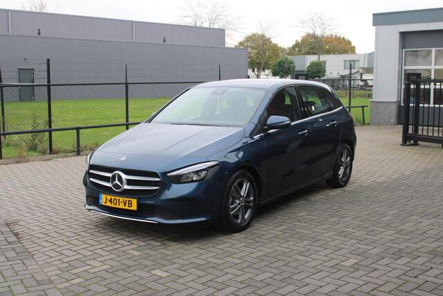 Mercedes-Benz B-KLASSE 160 Style Camera/Led/Dealer onderhoud/N.A.P.