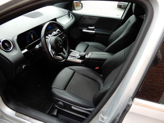 Mercedes-Benz B-KLASSE 180 BUS. SOLUTION automaat