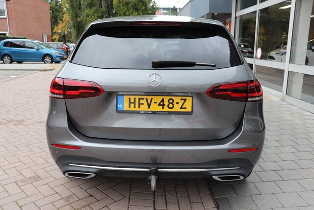 Mercedes-Benz B-KLASSE 250 Premium Plus. Automaat. Wegklapbare trekhaak/ navigatie