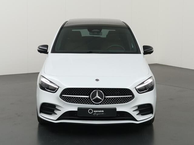 Mercedes-Benz B-KLASSE 250 e AMG Line | Premium plus | Panoramadak | Night pakket |