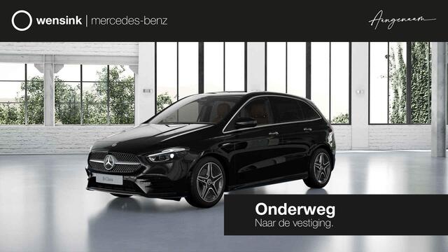 Mercedes-Benz B-KLASSE 250e Business Solution AMG | Panoramaschuifdak | Winter pakket | Achteruitrijcamera | Trekhaak |