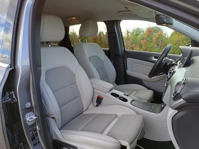 Mercedes-Benz B-KLASSE 200 Prestige /Chique combinatie!/Dealer onderhouden!/