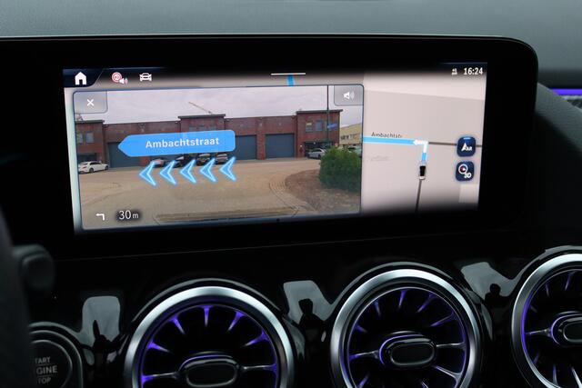 Mercedes-Benz B-KLASSE 250 e AMG Line | Panoramadak | Advanced Sound System | Camera | High Perf. LED | Nightpakket | Keyless-Go | Sfeerverlichting | Vario-Achterbank | Augmented Reality |