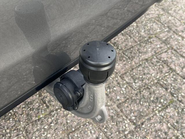 Mercedes-Benz B-KLASSE 250 e Business Solution AMG Limited