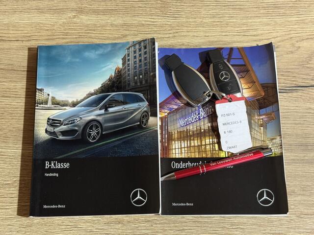 Mercedes-Benz B-KLASSE 180 Ambition | Automaat | Half leer | Camera | Trekhaak | Led