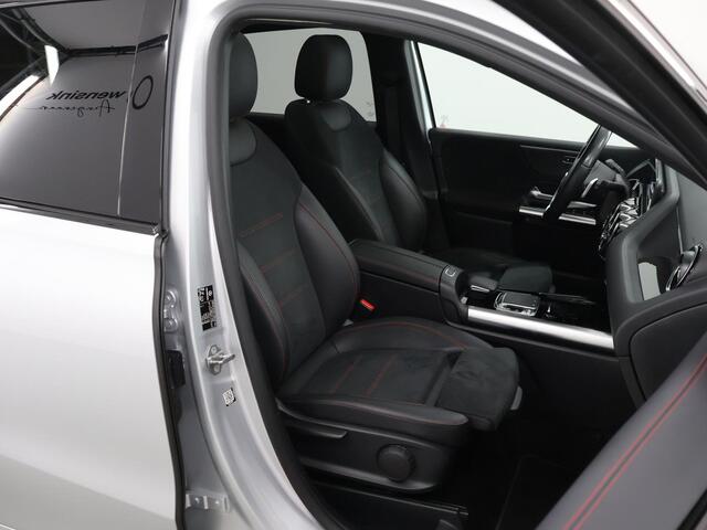 Mercedes-Benz B-KLASSE 180 Advantage | AMG | Night | Panoramadak | Trekhaak | Stoelverwarming | Widescreen | Achteruitrijcamera |