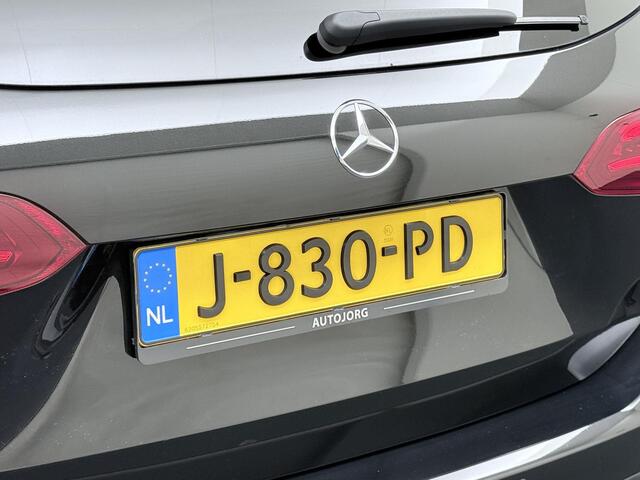 Mercedes-Benz B-KLASSE 200 Business Solution Luxury Trekhaak | Camera | Navigatie | Automaat |