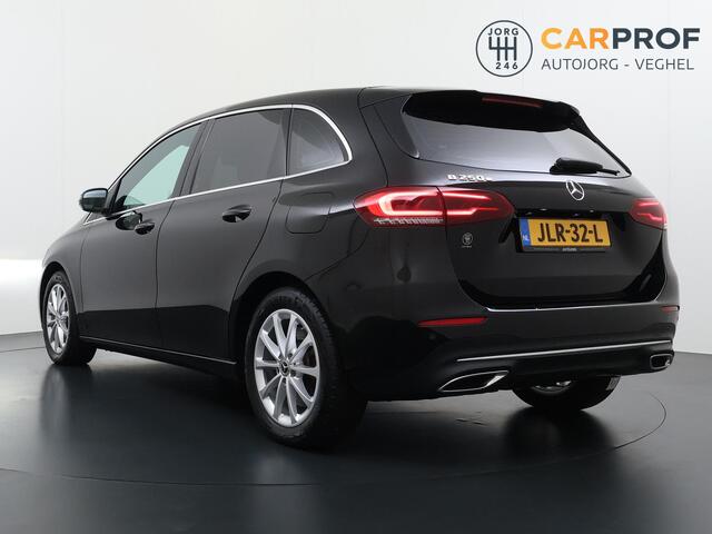 Mercedes-Benz B-KLASSE 250 e Luxury Line Camera | Navigatie | Stoelverwarming |