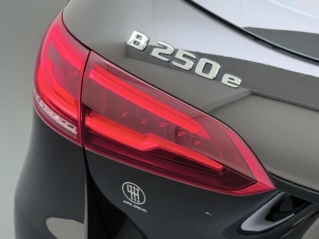 Mercedes-Benz B-KLASSE 250 e Luxury Line Camera | Navigatie | Stoelverwarming |