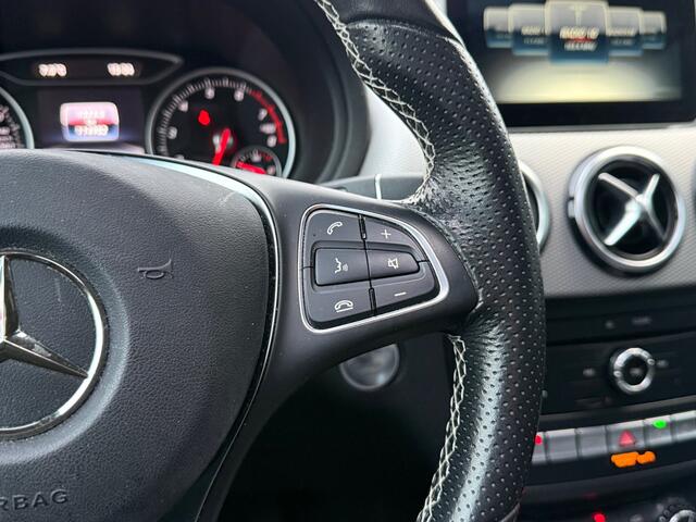 Mercedes-Benz B-KLASSE BWJ 2018 | 200 Ambition 157PK AUTOMAAT | TREKHAAK | LEER | 2X PANO DAK | PDC 2X | NAVI | CLIMA | STOELVERW | CRUISE