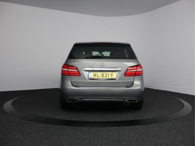 Mercedes-Benz B-KLASSE 180 Ambition | Navigatie | LED-koplampen | Trekhaak