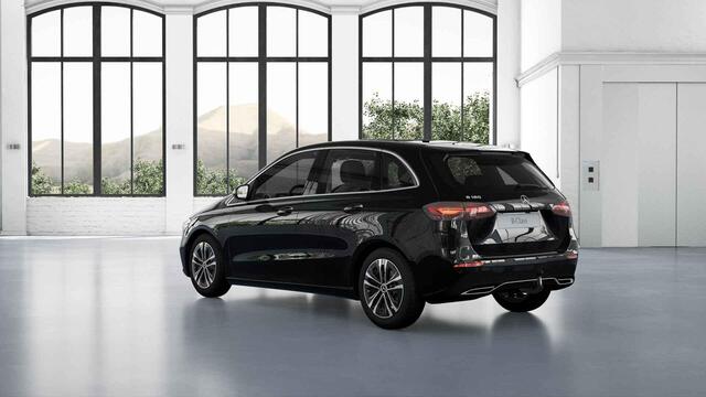 Mercedes-Benz B-KLASSE 180 Business Solution Luxury Line | Achteruitrijcamera | Panoramaschuifdak | Trekhaak | MULTIBEAM LED |