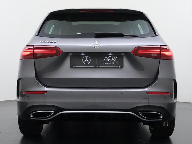 Mercedes-Benz B-KLASSE 250 e Business Solution AMG | Panorama - Schuifdak | Multibeam Led | DAB+ Radio | Apple Carplay & Android Auto | Sfeerverlichting | Achteruitrijcamera