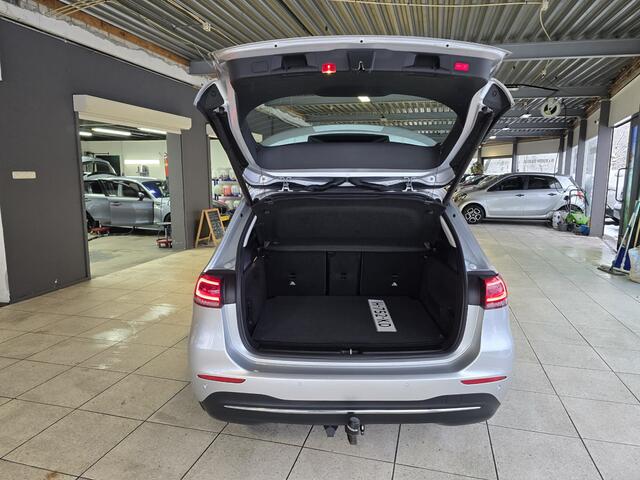 Mercedes-Benz B-KLASSE 180 Advantage | 12MND GARANTIE | LED | CARPLAY | NAVI | CRUISE | LMV | TREKHAAK |