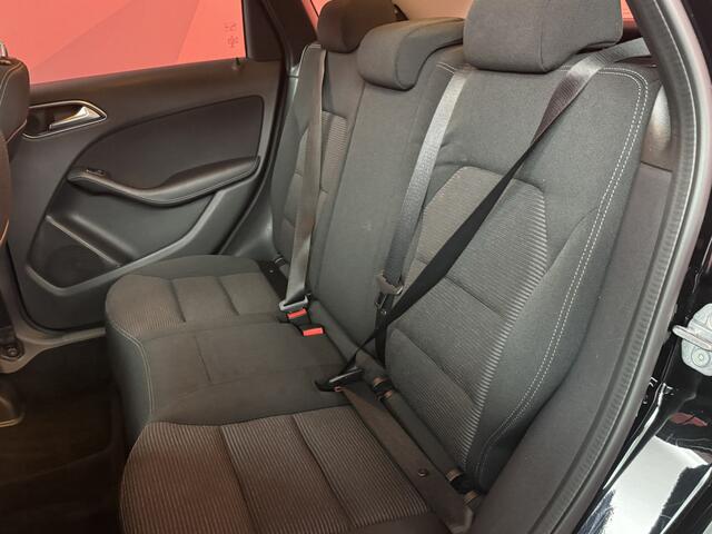 Mercedes-Benz B-KLASSE 180 Ambition | Airco | Cruise control | Trekhaak