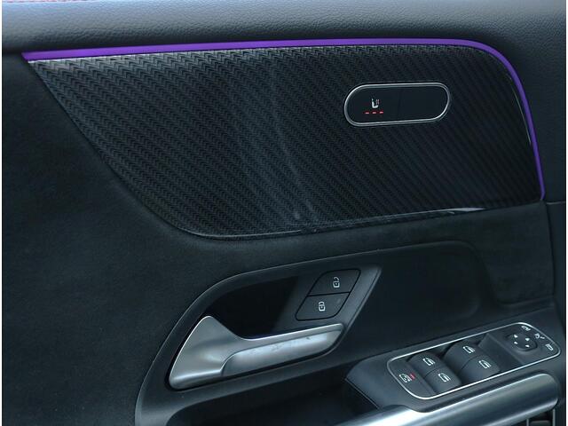 Mercedes-Benz B-KLASSE 180 AMG Line | Panoramadak | Distronic