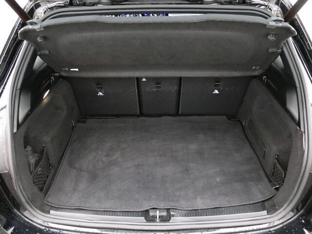 Mercedes-Benz B-KLASSE 180 Business Solution AMG AMG Line | Night Pakket | Panorama Schuif-Kanteldak | Memory voorstoelen | Achteruitrijcamers. Inclusief 24 maanden MB Certified garantie voor Europa.