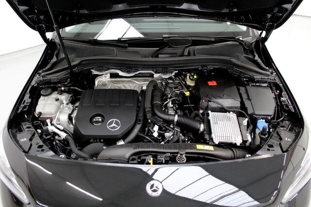 Mercedes-Benz B-KLASSE 200 Luxury Line 164PK, ELEC-TREKHAAK | ELEC-ACHTERKLEP | STUUR/STOELVERWARMING | CAMERA