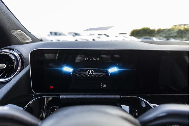 Mercedes-Benz B-KLASSE 200 Business Solution AMG | Pano | Magno | E-Trekhaak