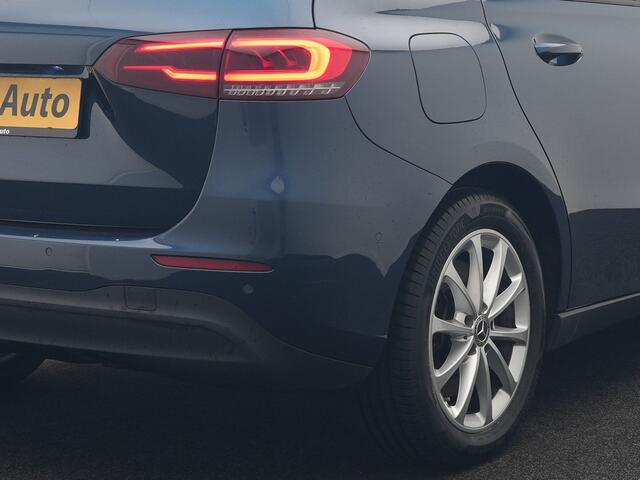 Mercedes-Benz B-KLASSE 250 e Plug In Hybrid 218pk Dealer O.H PHEV | Panodak | Camera | Multibeam LED | Parkassist | Stoelverwarming | Navi Full Map | 17"L.M | Climate Control |