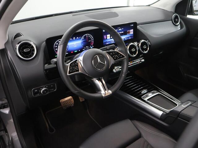 Mercedes-Benz B-KLASSE 250 e Business Line | Trekhaak | Distronic | Stoelverwarming |
