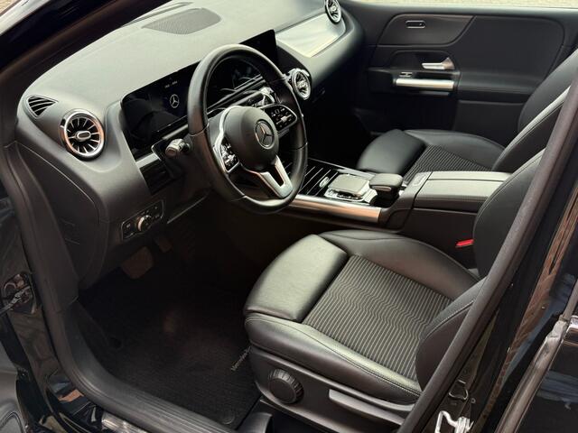 Mercedes-Benz B-KLASSE 180 BUS. SOLUTION automaat