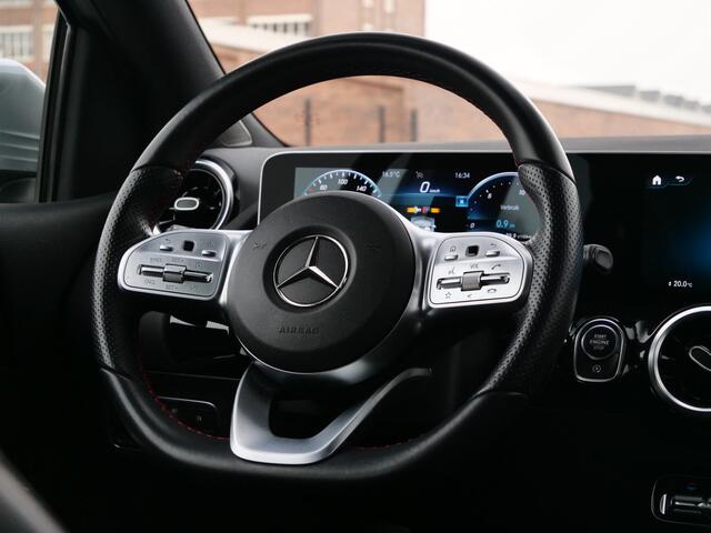 Mercedes-Benz B-KLASSE 180 Business Solution AMG 136 Pk Automaat Navigatie / DAB / Apple Carplay / Camera / Stoelverwarming / Trekhaak