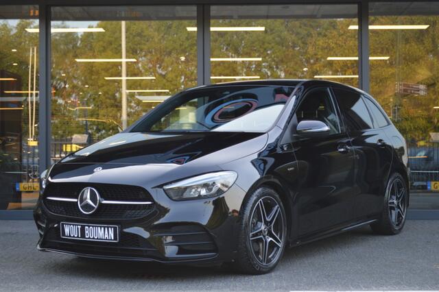Mercedes-Benz B-KLASSE 200 AMG Led Widescreen Sfeer Camera Night CarPlay Afn.trekh Pdc