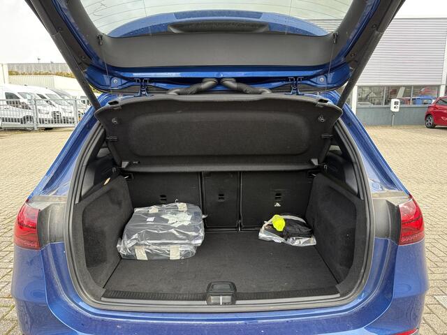 Mercedes-Benz B-KLASSE 250 e Star Edition AMG Line | Stoelverwarming | Camera | Sportstoelen | Climate control | BTW verrekenbaar