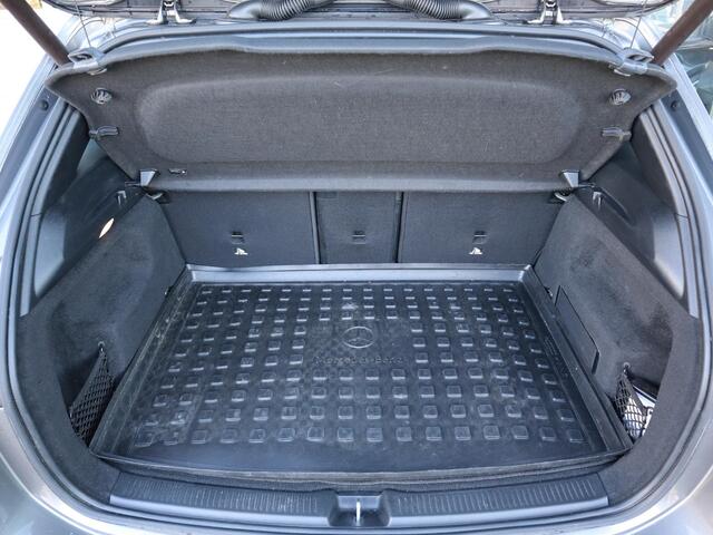 Mercedes-Benz B-KLASSE 180 Launch Edition Premium Plus