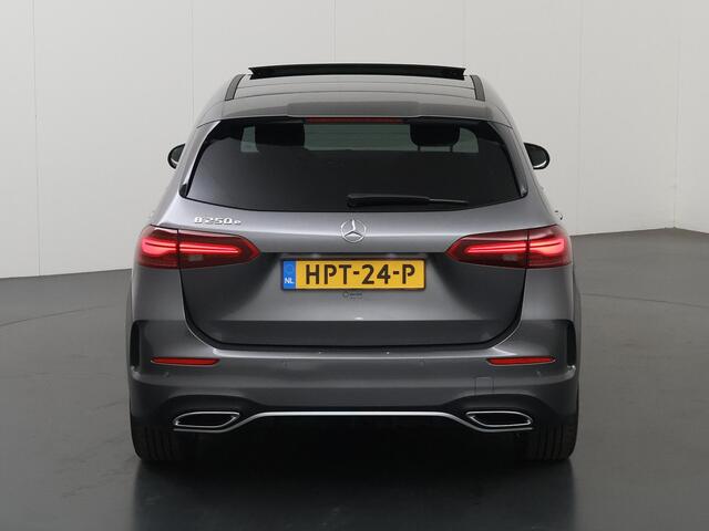 Mercedes-Benz B-KLASSE 250 e Business Solution AMG | Distronic | Panoramadak | Elektrische achterklep | Multibeam Led