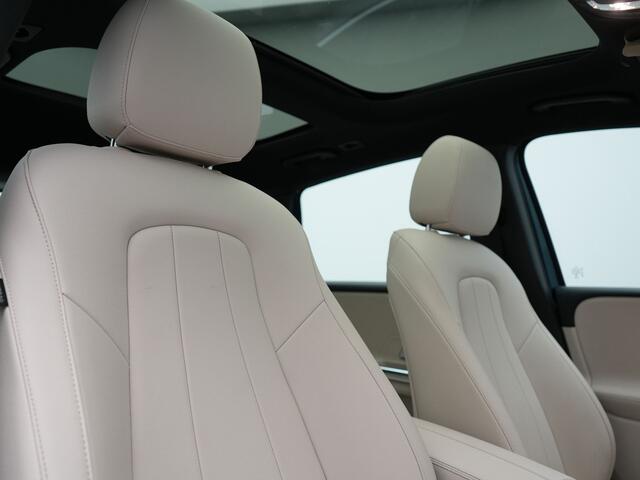 Mercedes-Benz B-KLASSE 250 e Progressive PHEV 218pk Dealer O.H. | Trekhaak Af Fabriek | Panodak | Camera | Lederen Sportstoelen Memory & Verwarmd | Apple Carplay | Keyless | Cruise Control | Navigatie | DAB | Plug In Hybrid