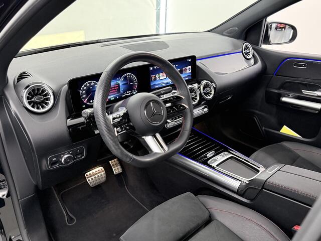 Mercedes-Benz B-KLASSE 250 e Business Solution AMG | AMG | Panoramadak | Sfeerverlichting | Elektrische achterklep | Distronic |