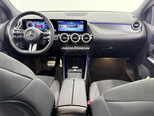 Mercedes-Benz B-KLASSE 250 e Business Solution AMG | AMG | Panoramadak | Sfeerverlichting | Elektrische achterklep | Distronic |