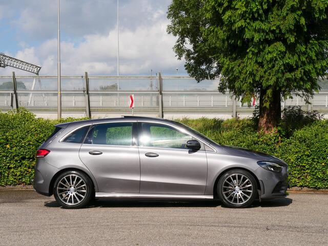 Mercedes-Benz B-KLASSE 180 Business Solution AMG | PANODAK | CAMERA | CRUISE CONTROL |