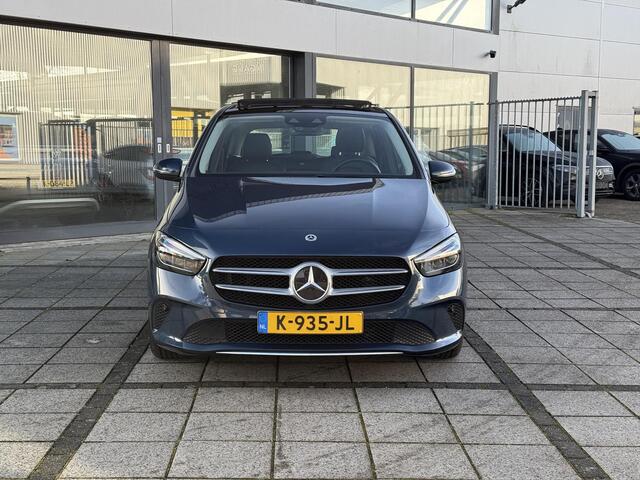 Mercedes-Benz B-KLASSE Aut. 180 Business Sol. Luxury Line | Panorama | Leder | Burmester | Memory | Multibeam LED |