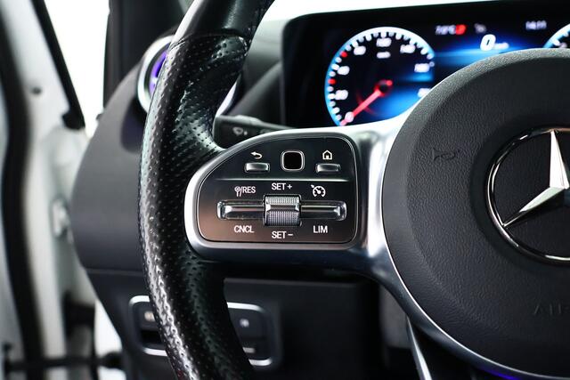 Mercedes-Benz B-KLASSE 250 e AMG Line / LED / Burmester / Navi