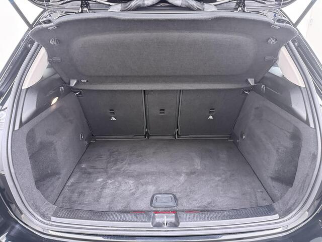 Mercedes-Benz B-KLASSE 250 e AMG Line Camera | Navigatie | Sfeerverlichting | Cruise |