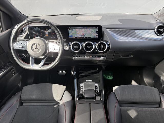 Mercedes-Benz B-KLASSE 200 Business Solution AMG Automaat | Pano | Schuifdak | Navi | Carplay | Camera | Trekhaak | Alcantara/Leder | All Season | Interesse? Bel of App naar: 06 30 51 05 90