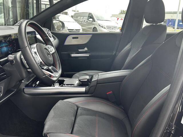 Mercedes-Benz B-KLASSE 180 AMG Line | Achteruitrijcamera | Widescreen | Stoelverwarming