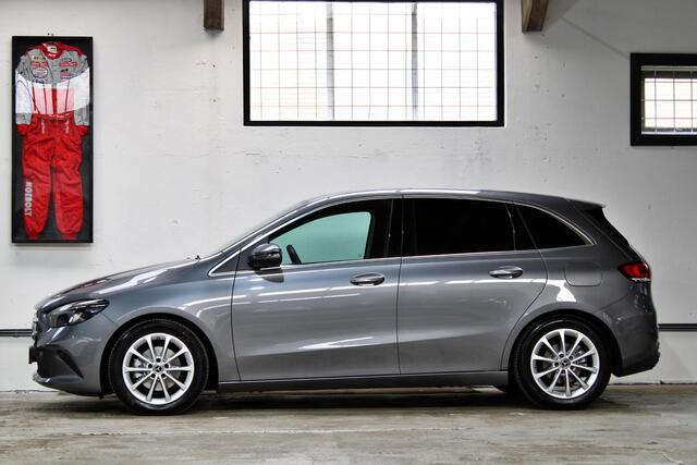 Mercedes-Benz B-KLASSE 180 Advantage | Line Style Plus | Smartphone integratie | Camera | Elektr. achterklep | NL auto |