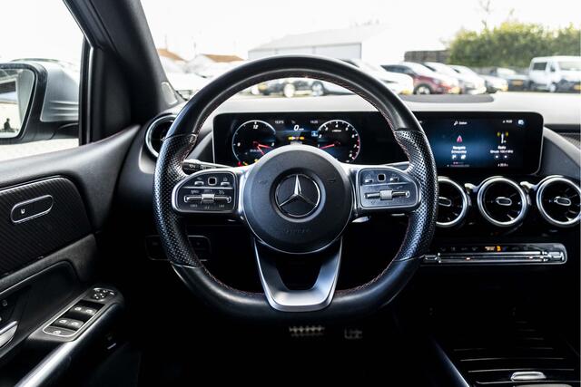 Mercedes-Benz B-KLASSE 180 Business Solution AMG | Pano | Carplay | Camera