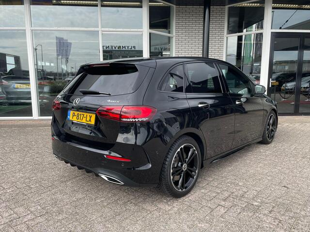 Mercedes-Benz B-KLASSE 250 4MATIC AMG Line