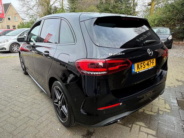 Mercedes-Benz B-KLASSE 250 e Premium Plus PHEV AMG-Line Night Pakket Stoelverwarming
