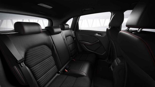 Mercedes-Benz B-KLASSE 180 Business Solution AMG | Trekhaak |